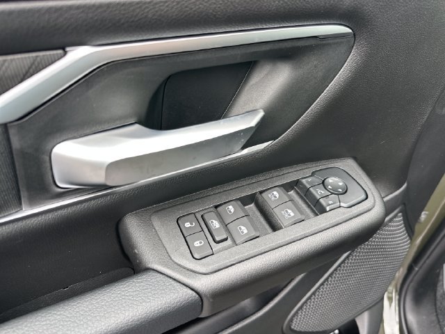 New 2027 RAM 1500 4x4 Crew Cab image 15