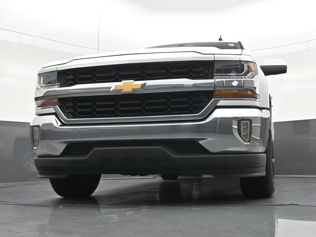 Used 2017 Chevrolet Silverado 1500 LT w/ All Star Edition RWD image 31