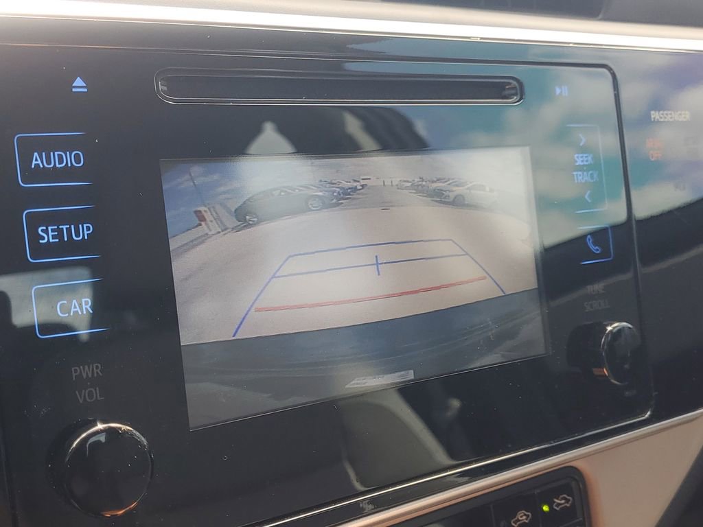 Used 2017 Toyota Corolla LE FWD image 24