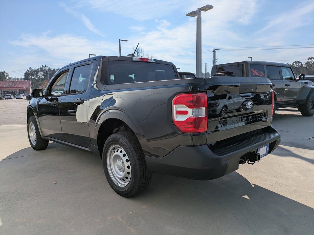 New 2025 Ford Maverick XL image 6