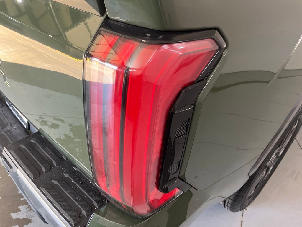Used 2023 Toyota Tundra Limited AWD/4WD image 47