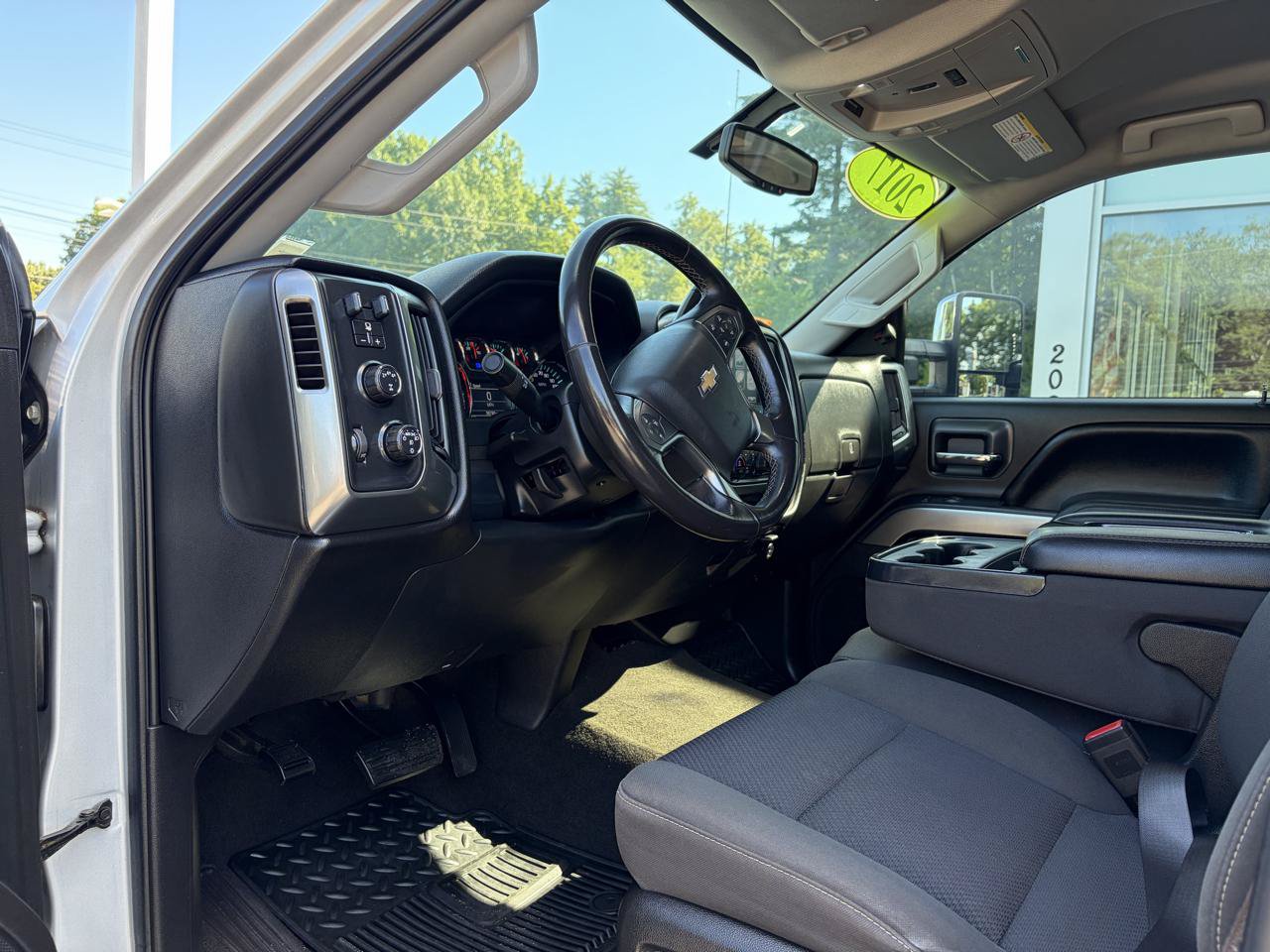 Used 2017 Chevrolet Silverado 2500 LT w/ All Star Edition AWD/4WD image 24
