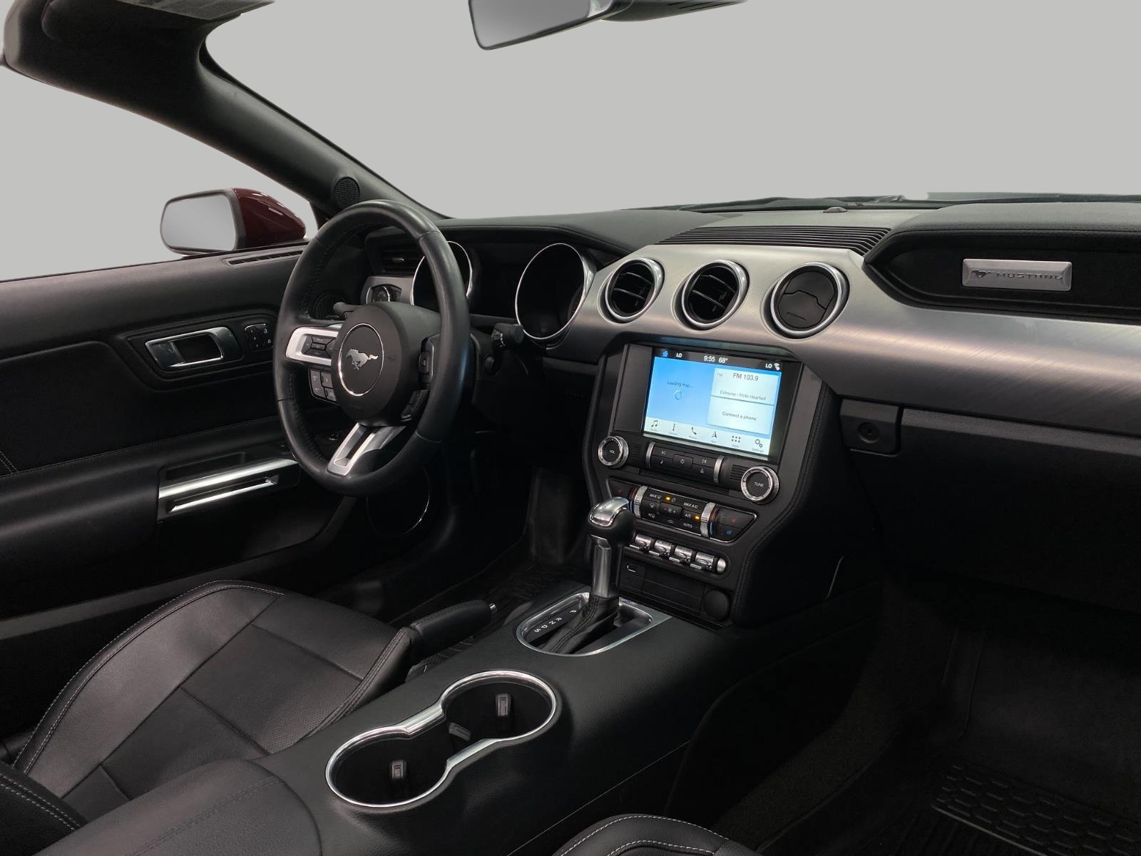 Used 2018 Ford Mustang GT Premium w/ Safe & Smart Package RWD image 19