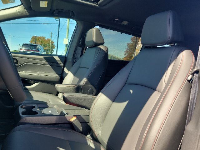 Used 2026 Honda Odyssey Sport-L image 12