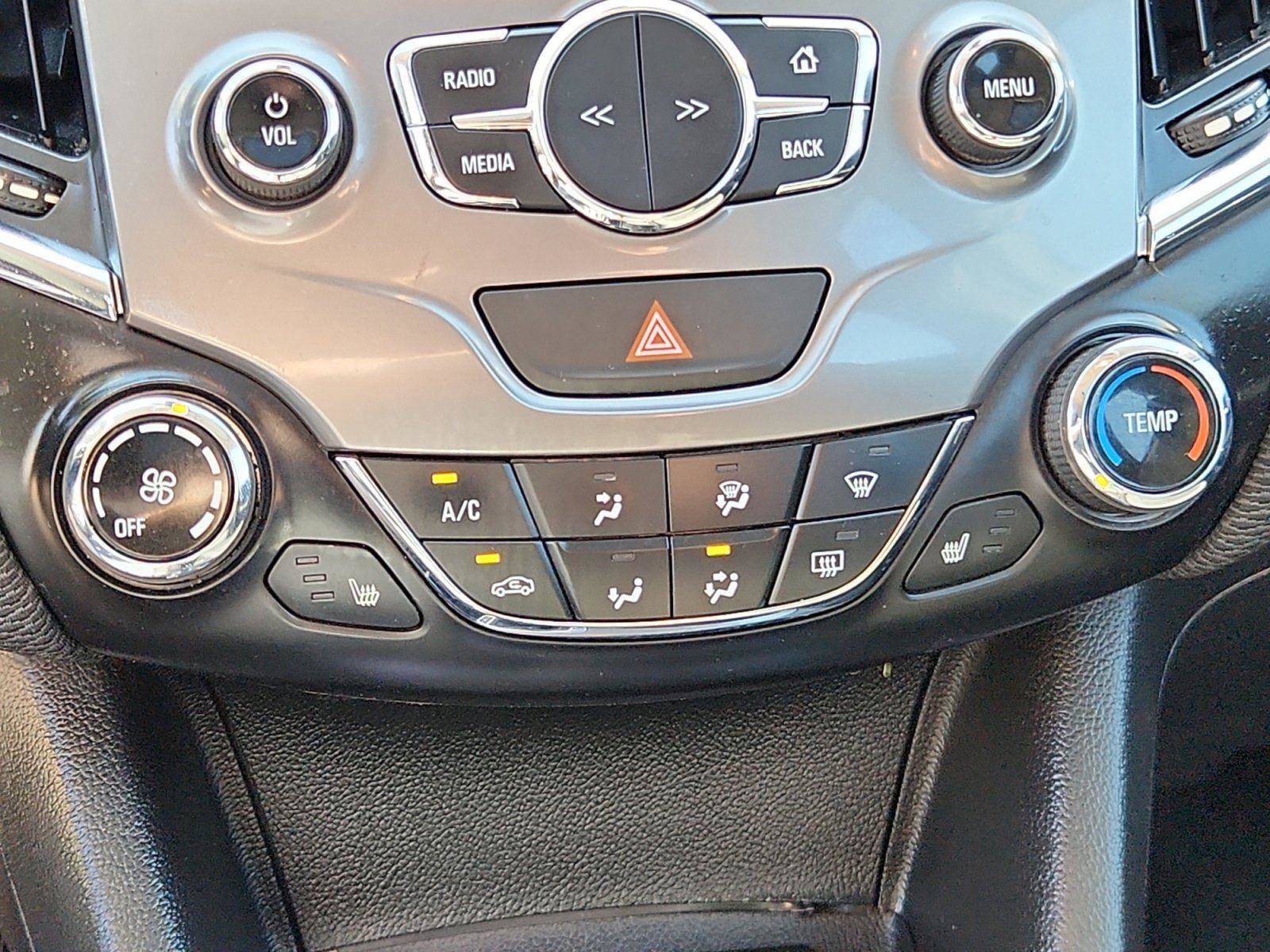 Used 2016 Chevrolet Cruze LT w/ Sun And Sound Package FWD image 25