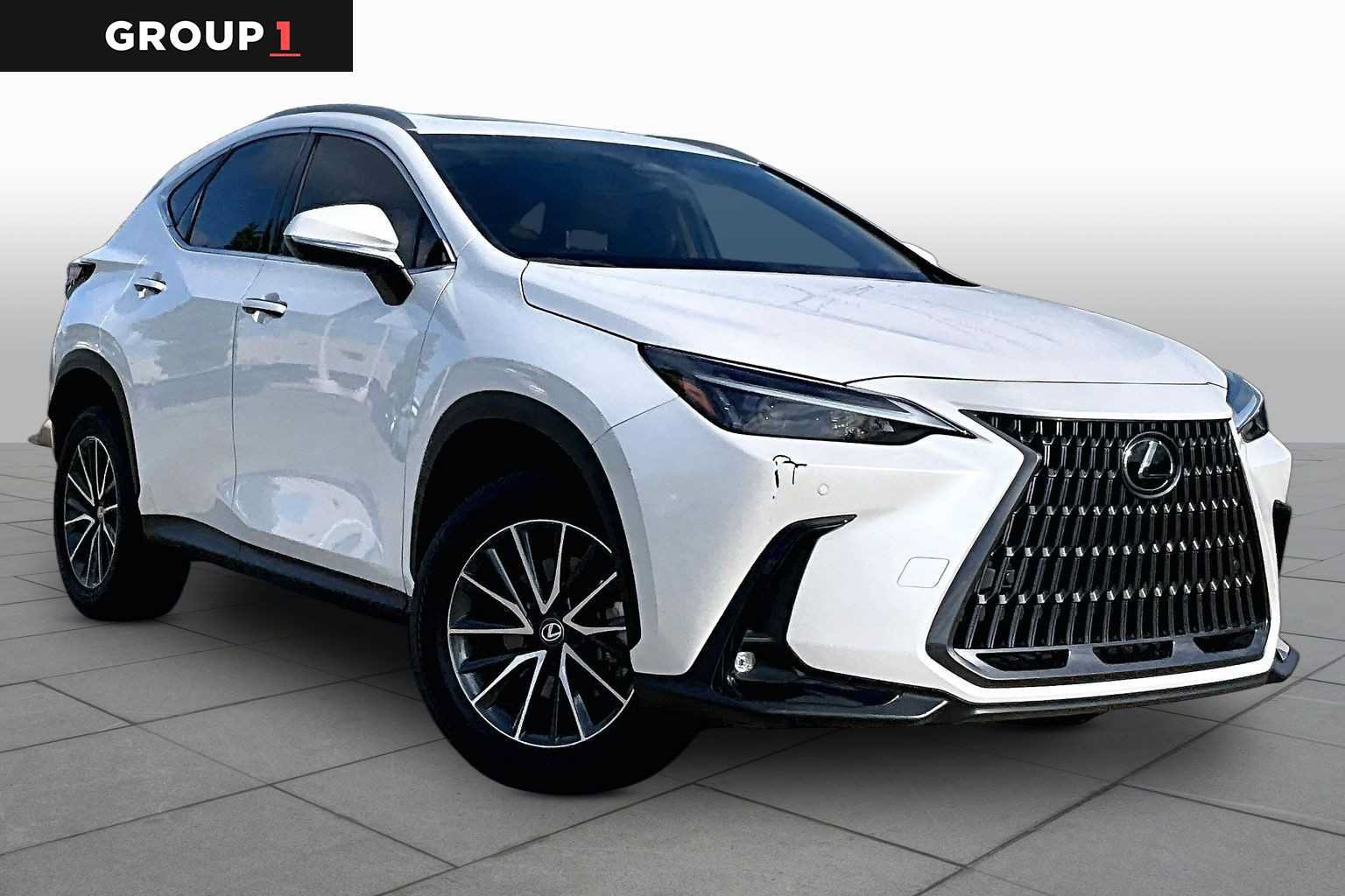 Used 2025 Lexus NX 250 FWD w/ Towing Package (2000 Lbs) image 3