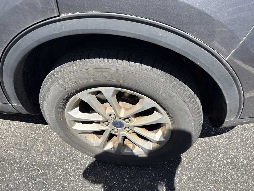 Used 2021 Ford Escape SE image 10