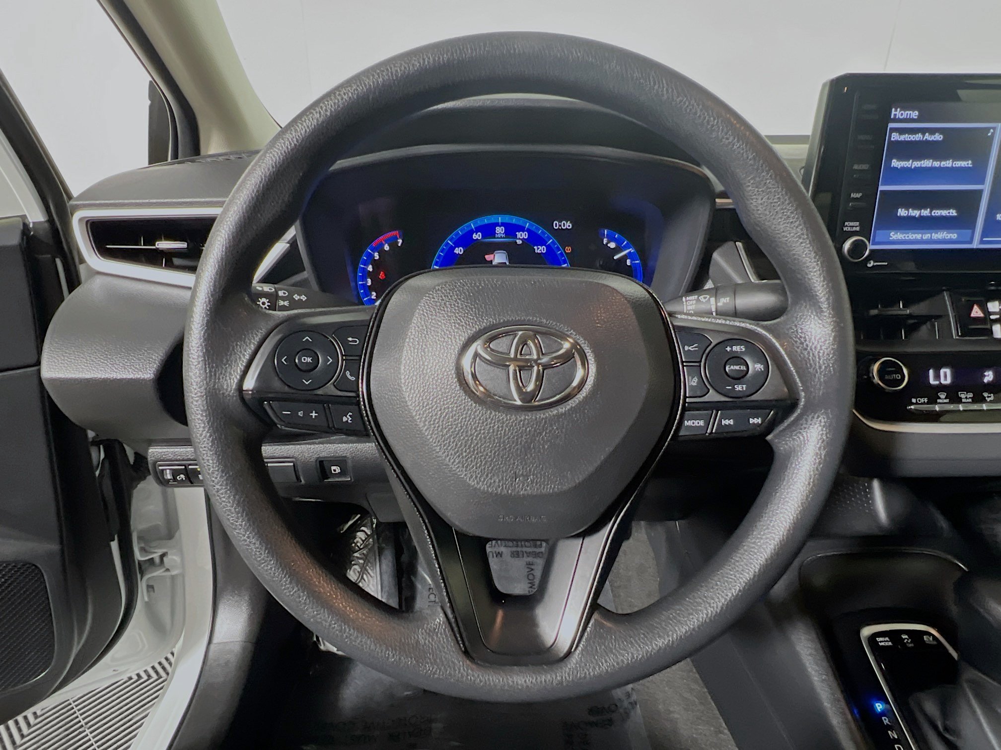 Used 2022 Toyota Corolla LE FWD image 18