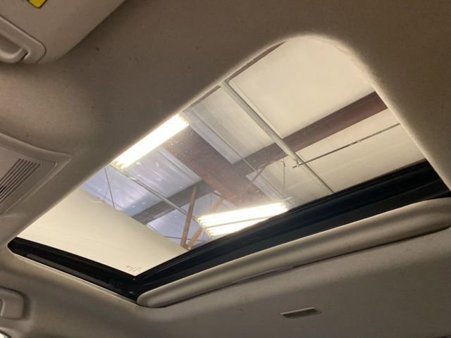 Used 2023 MAZDA CX-30 AWD 2.5 S w/ Premium Package image 16