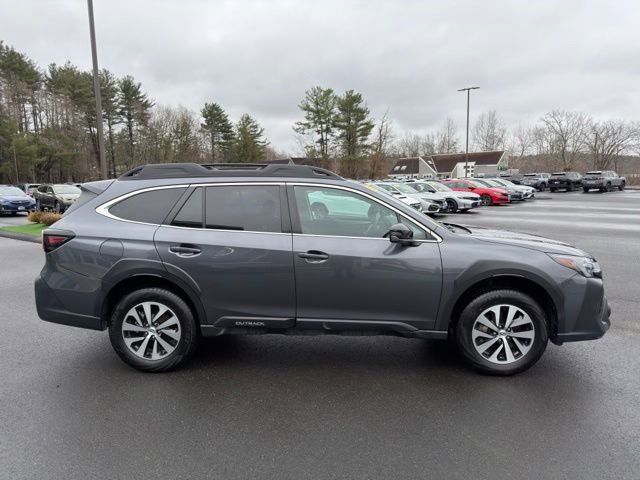 Used 2025 Subaru Outback Premium image 4