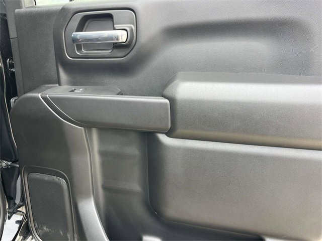 Used 2025 Chevrolet Silverado 1500 Custom w/ Turbomax Blackout Package image 20