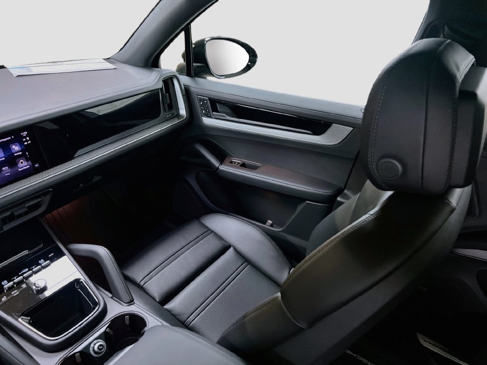 New 2026 Porsche Cayenne S AWD/4WD image 26