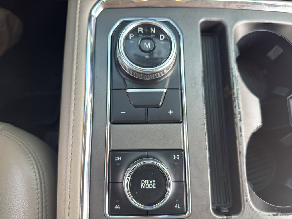 Used 2021 Ford Expedition Max XLT image 18