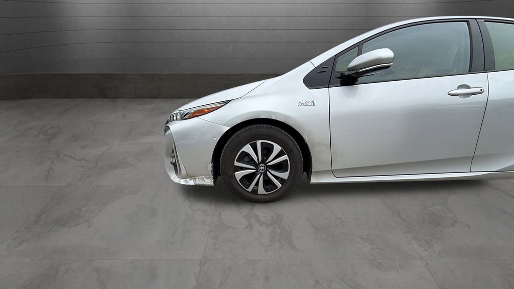 Used 2018 Toyota Prius Prime Advanced FWD image 31