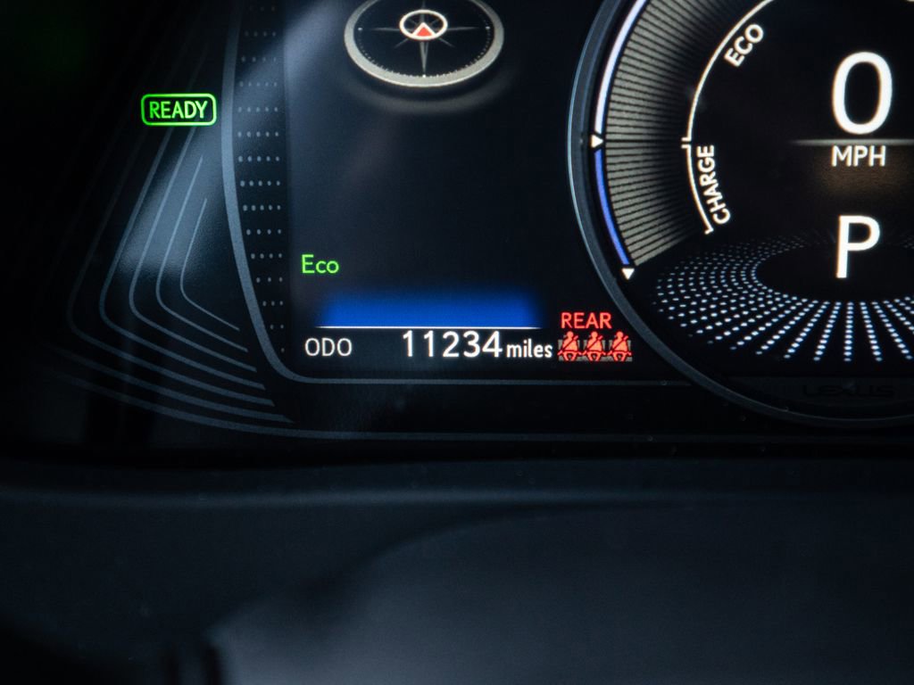 Used 2024 Lexus UX 250h AWD image 18