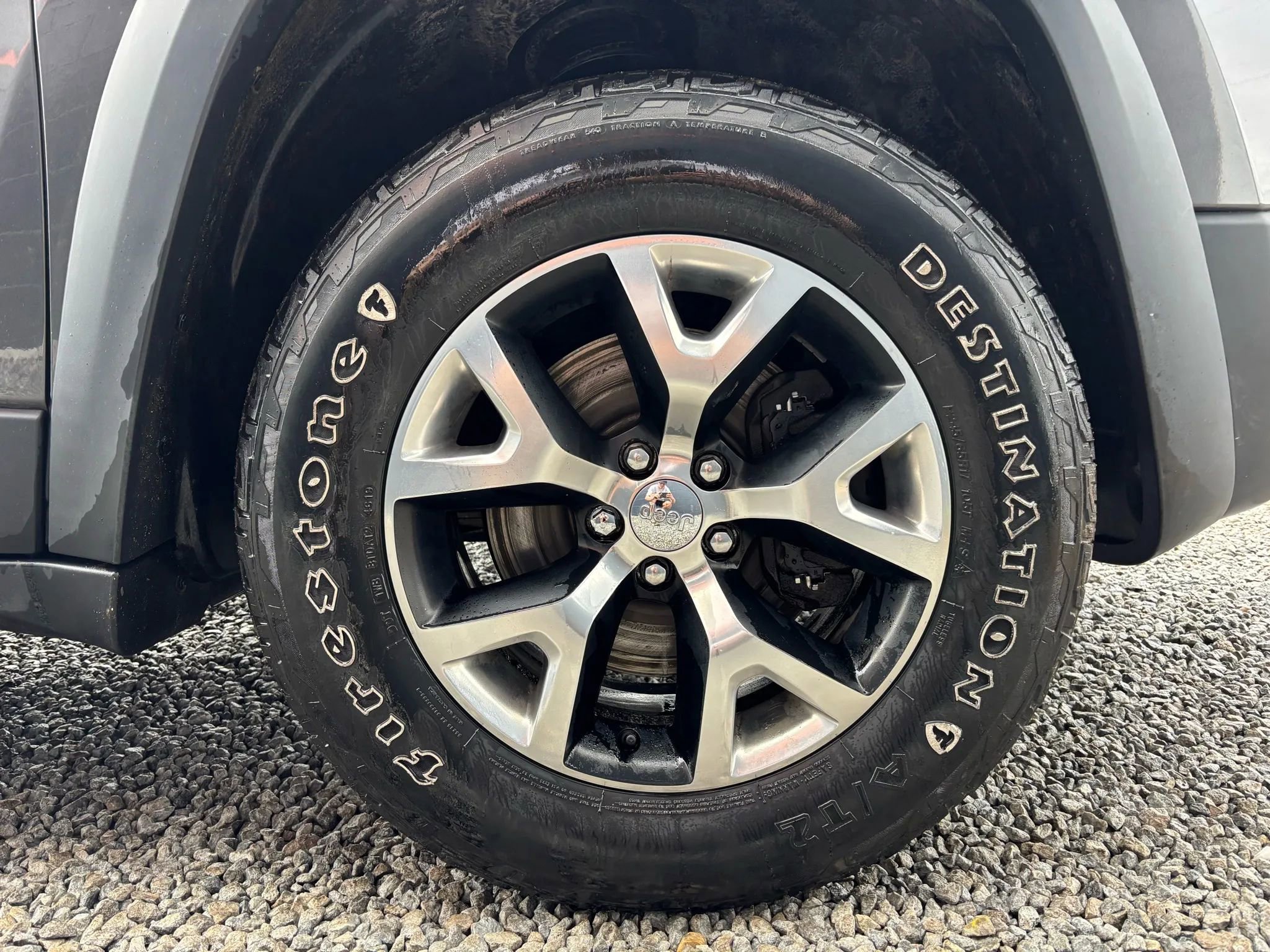 Used 2014 Jeep Cherokee Trailhawk w/ Comfort/Convenience Group image 8