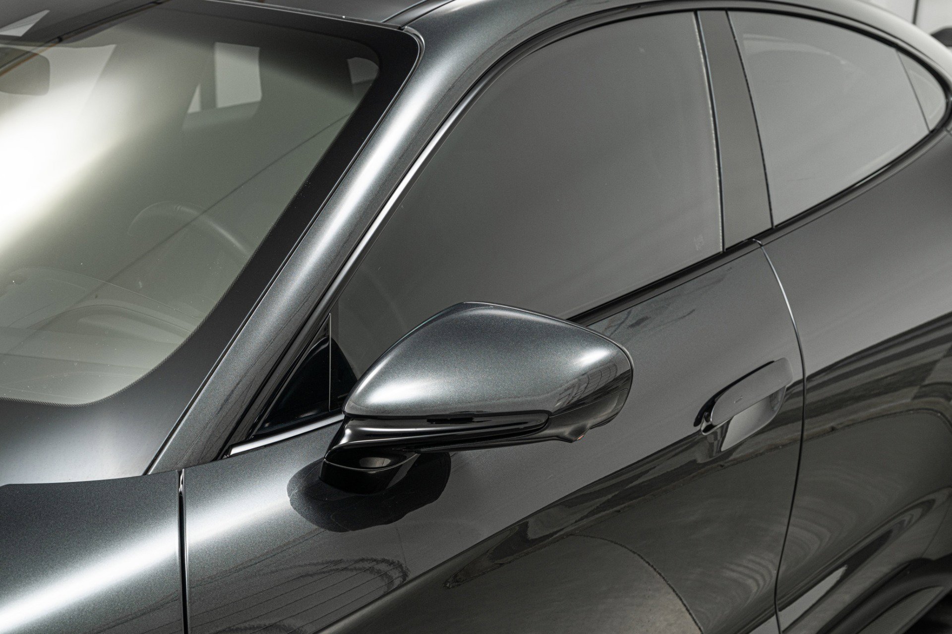 Used 2021 Porsche Taycan Turbo S AWD/4WD image 37