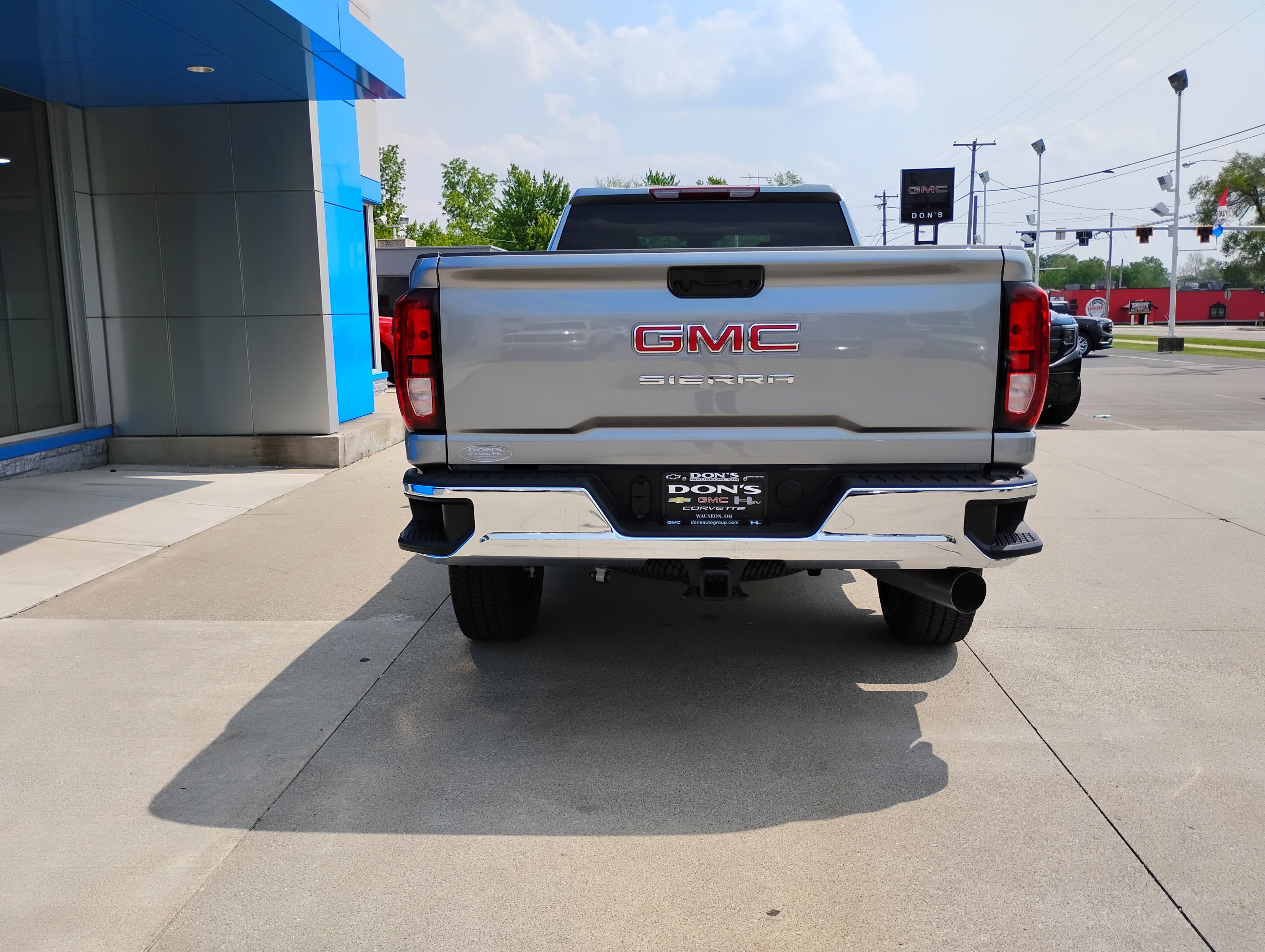 New 2025 GMC Sierra 2500 Pro w/ Convenience Package image 8