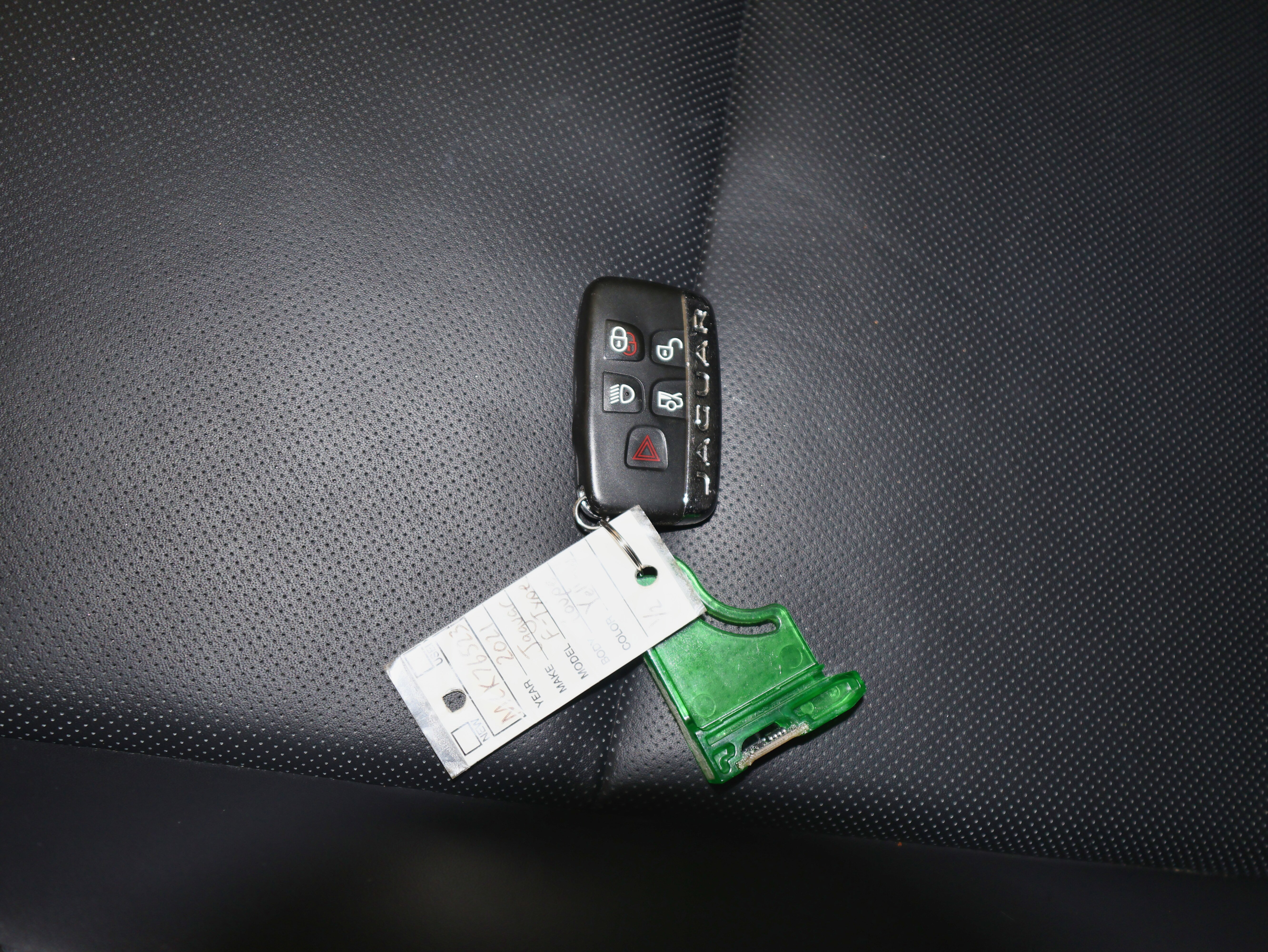 Used 2021 Jaguar F-TYPE R-Dynamic image 33