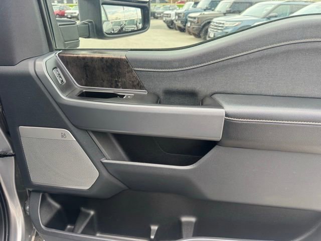 Used 2023 Ford F350 Lariat w/ Chrome Package AWD/4WD image 28