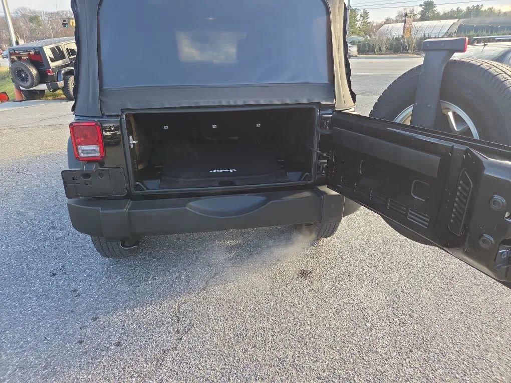 Used 2015 Jeep Wrangler Unlimited Sport w/ Quick Order Package 24S image 20