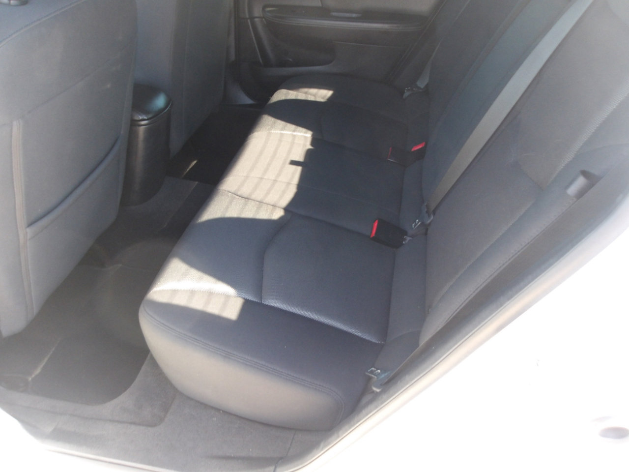 Used 2012 Dodge Avenger SE image 17