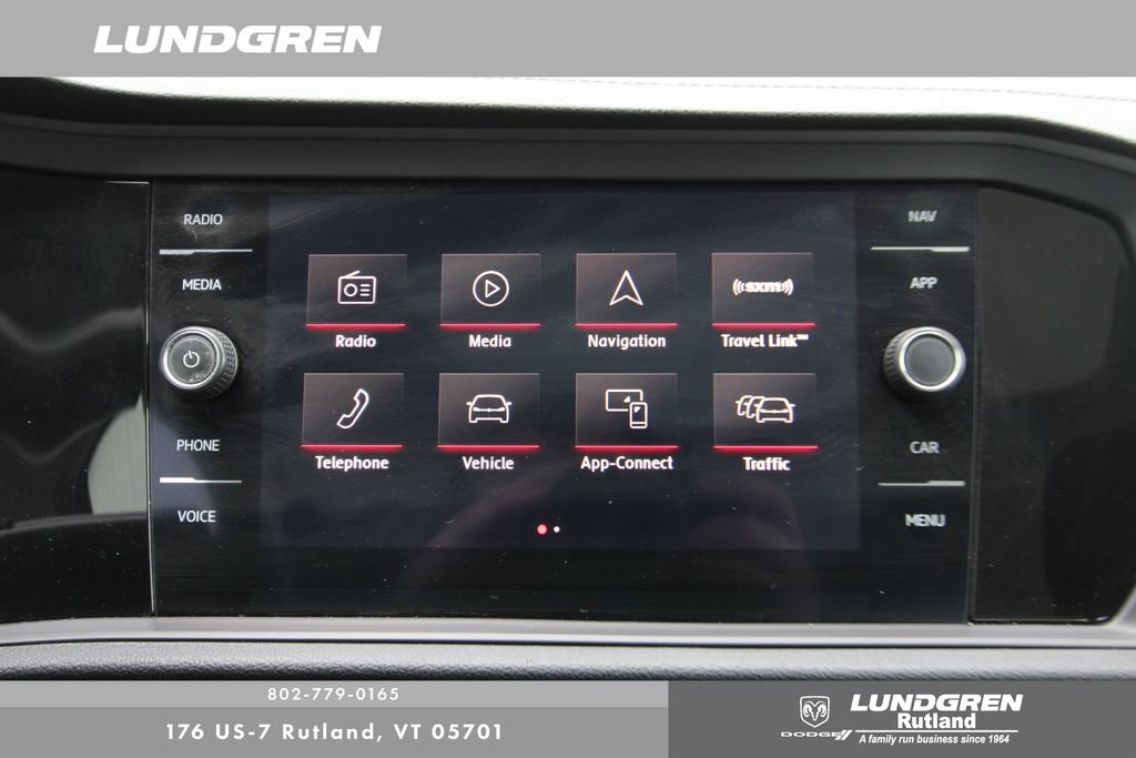 Used 2020 Volkswagen Jetta SEL Premium image 19