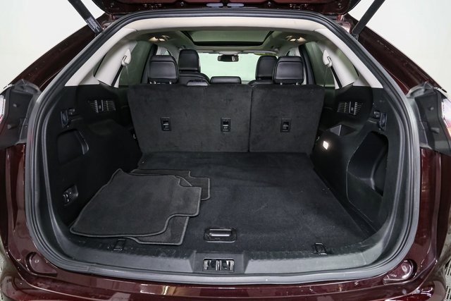 Used 2022 Ford Edge SEL w/ Convenience Package image 11