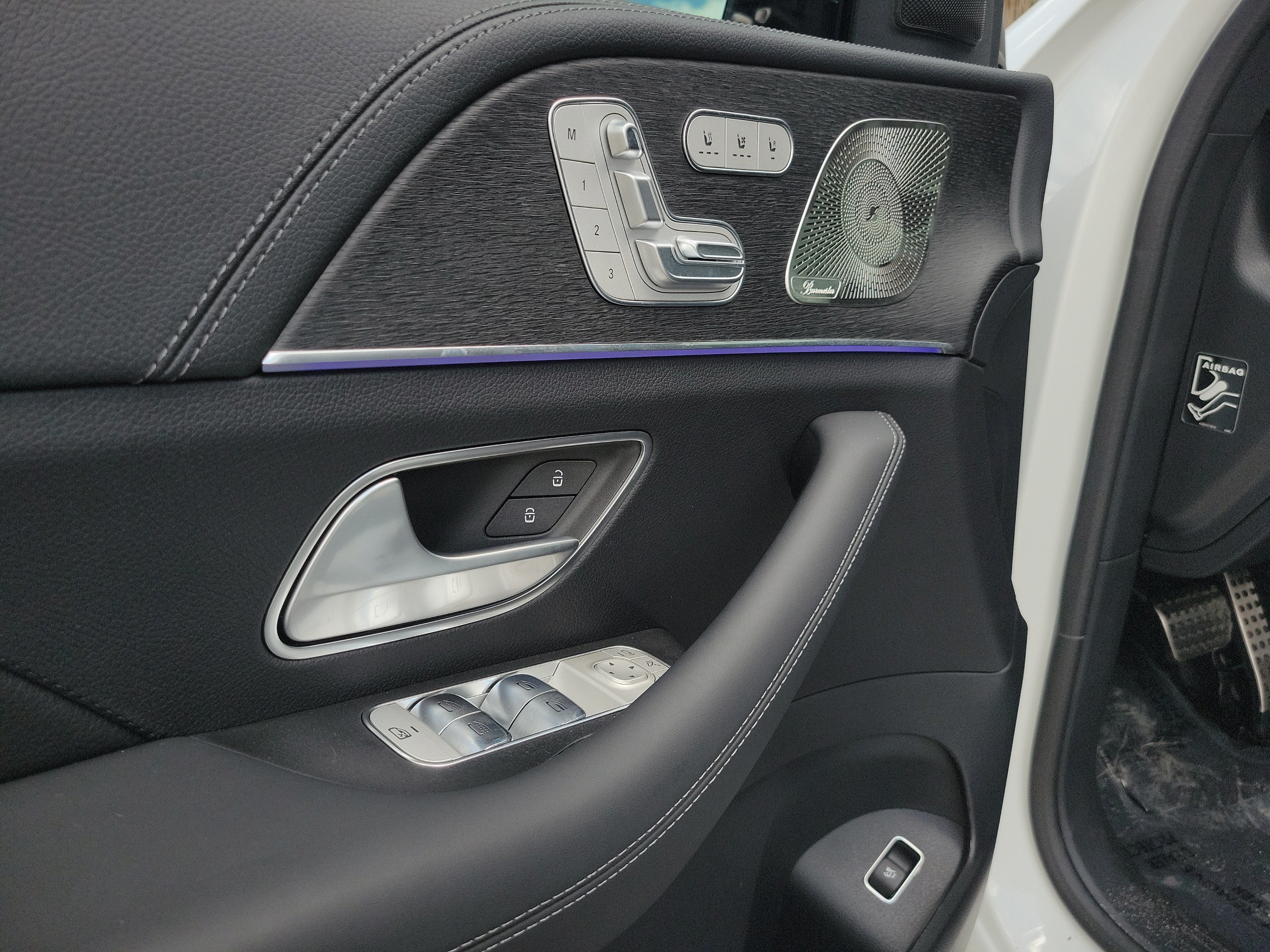 New 2026 Mercedes-Benz GLS 580 4MATIC image 18