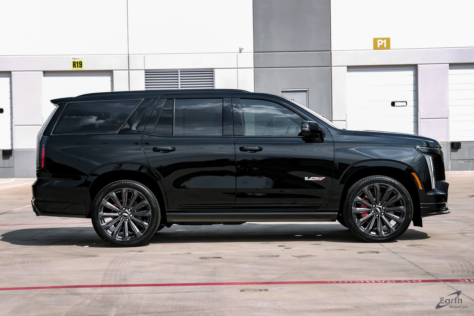 Used 2026 Cadillac Escalade V w/ LPO, Floor Liner Package image 17