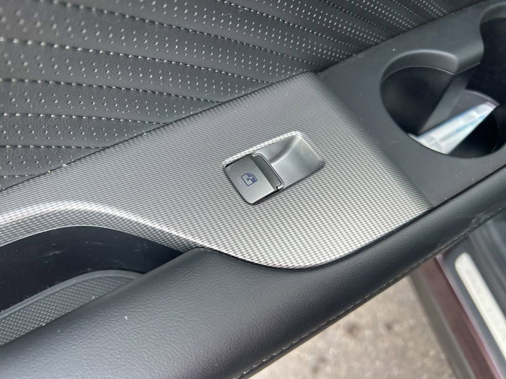 Used 2024 Hyundai Palisade Calligraphy image 23