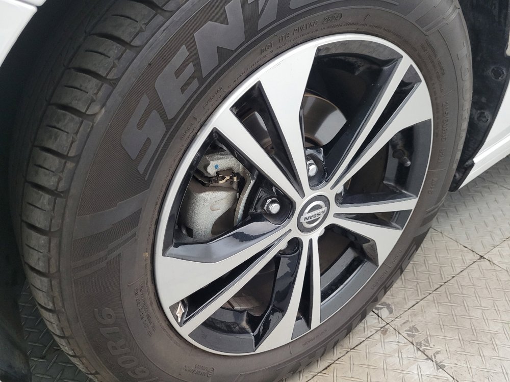 Used 2024 Nissan Sentra S image 31