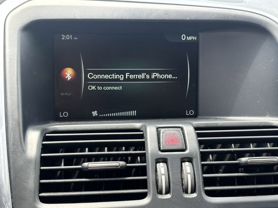 Used 2015 Volvo XC60 T5 Platinum FWD image 23