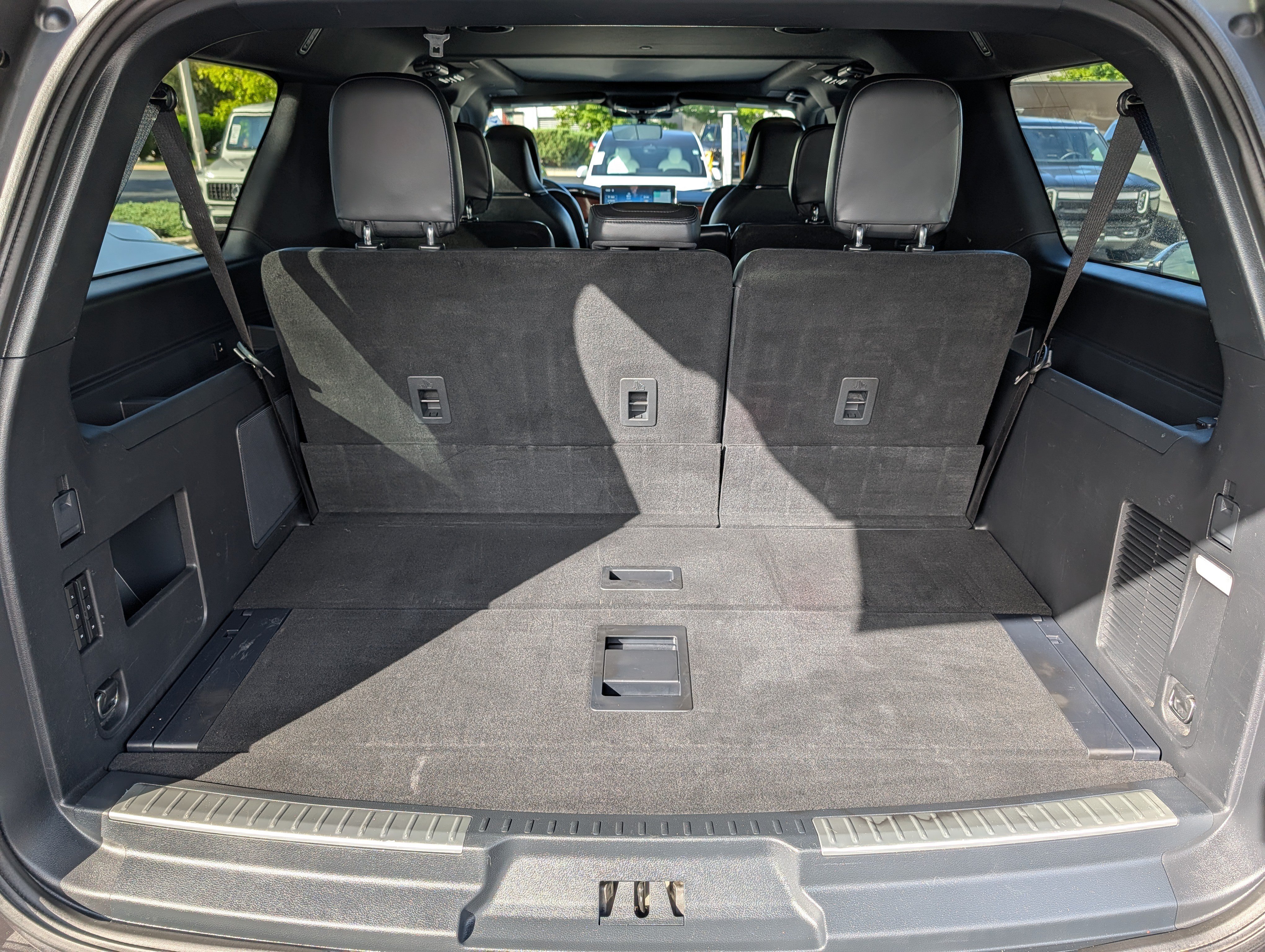Used 2022 Lincoln Navigator L Reserve AWD/4WD image 18