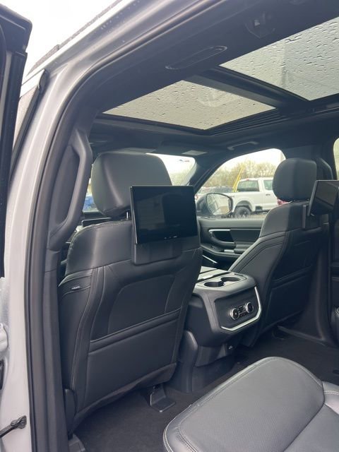 Used 2026 Ford Expedition Max Platinum AWD/4WD image 57