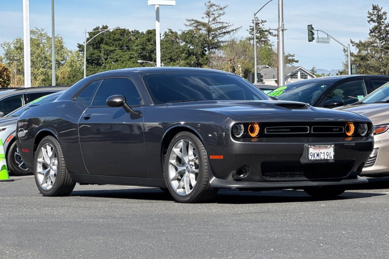 Used 2023 Dodge Challenger GT image 2