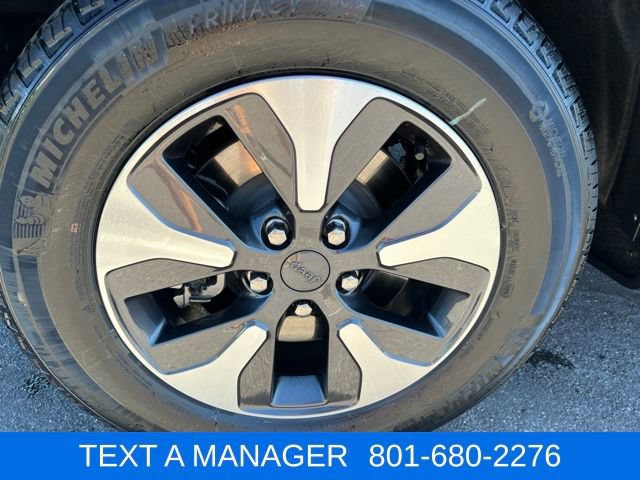 Used 2024 Jeep Grand Cherokee Limited 4xe w/ Trailer Tow Package AWD/4WD image 8