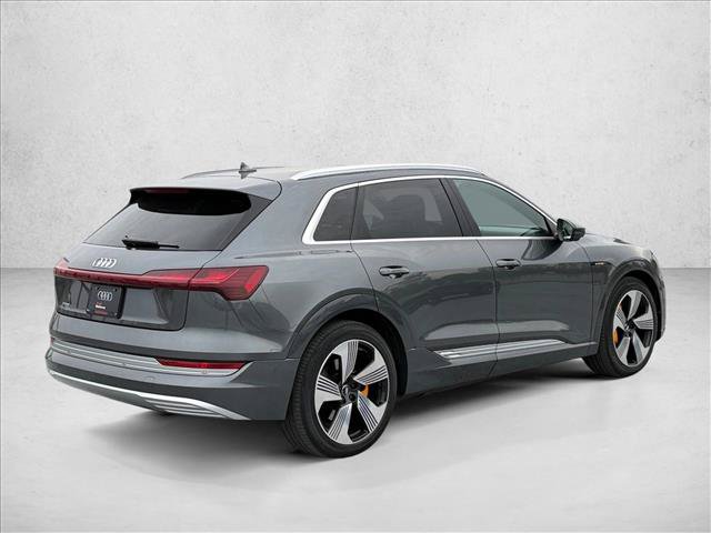 Used 2019 Audi e-tron Prestige w/ Prestige Package AWD/4WD image 5