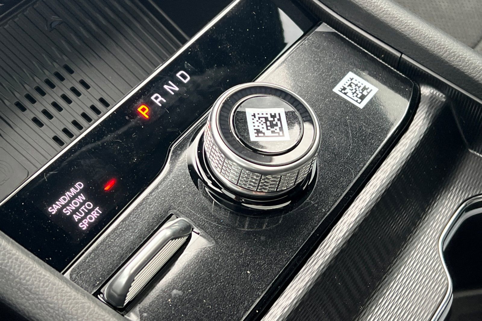 New 2026 Jeep Grand Cherokee Altitude AWD/4WD image 18