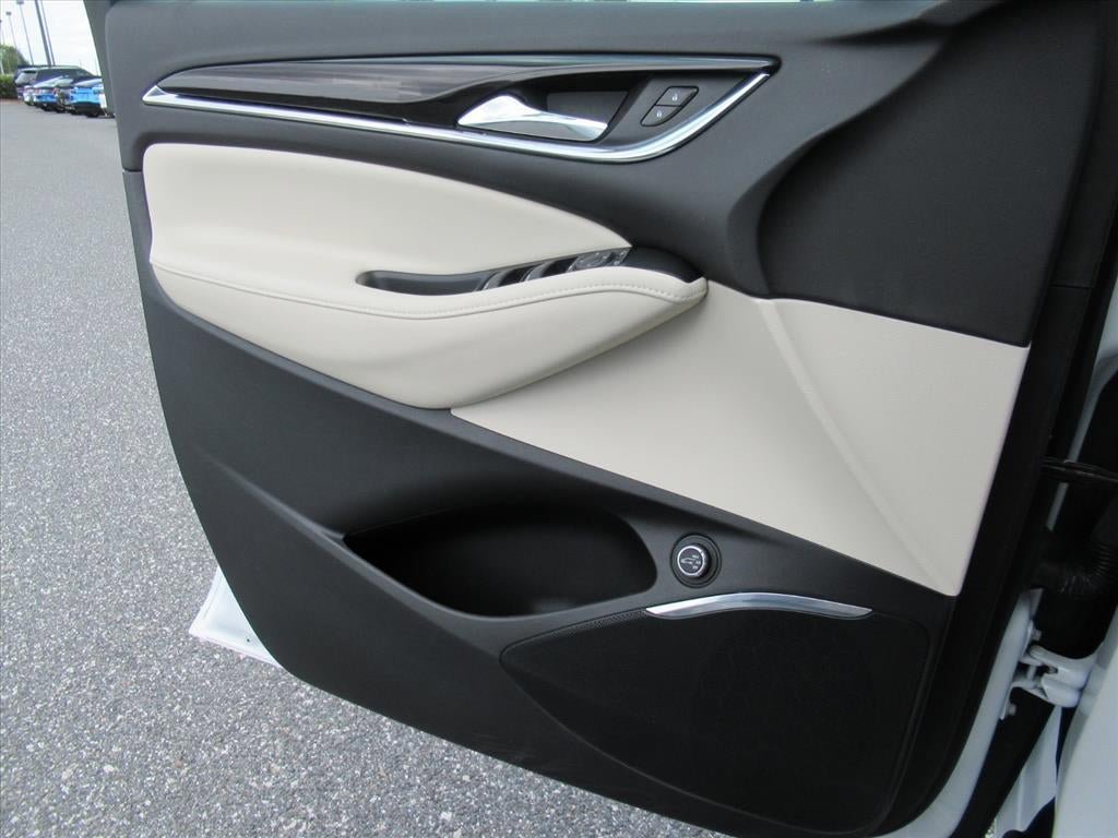 Used 2023 Buick Enclave Essence w/ Trailering Package, 5000 lbs. FWD image 19