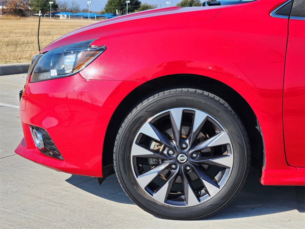 Used 2018 Nissan Sentra SR w/ Technology Package image 6