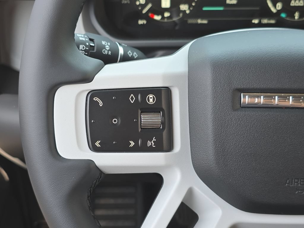 New 2026 Land Rover Defender 110 S AWD/4WD image 17