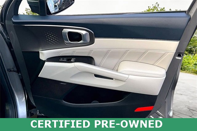 Certified 2023 Kia Sorento SX Prestige image 23