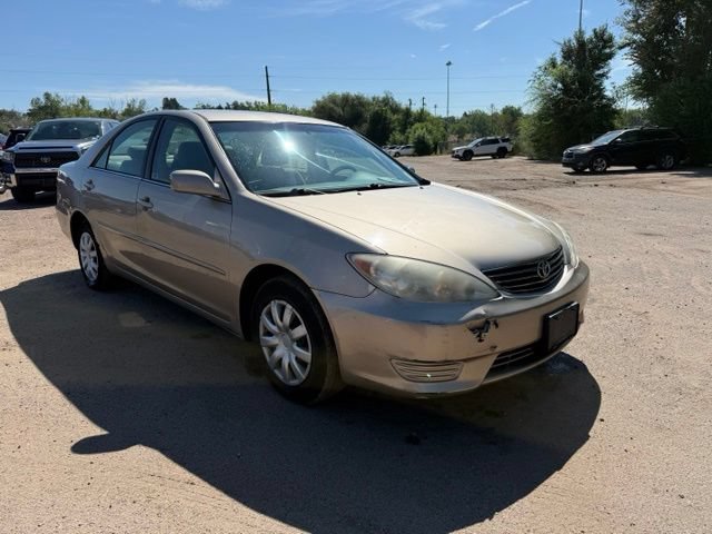Used 2005 Toyota Camry LE FWD image 7