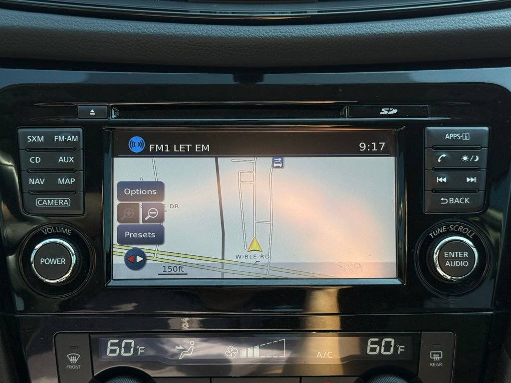 Used 2017 Nissan Rogue SV w/ SV Premium Package image 28