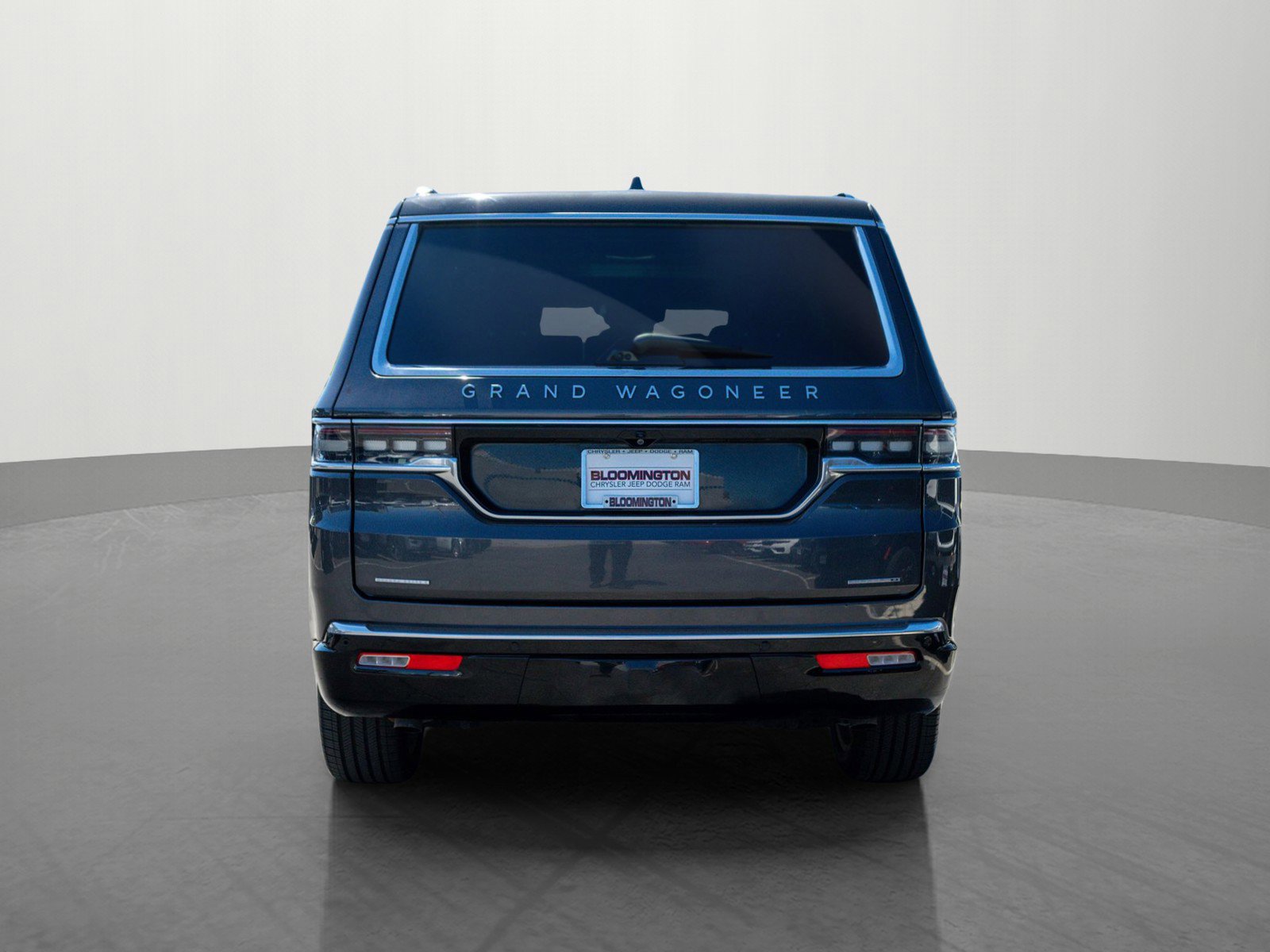 Used 2022 Jeep Grand Wagoneer Series II w/ Convenience Group III AWD/4WD image 6