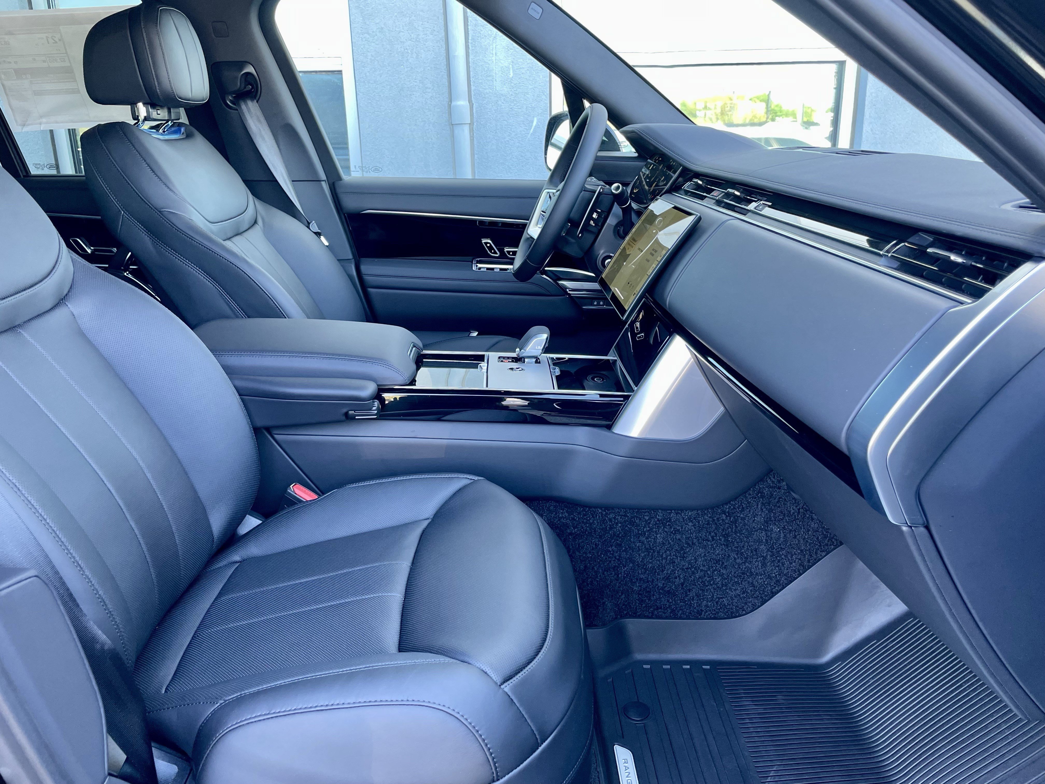 New 2026 Land Rover Range Rover SE AWD/4WD image 15