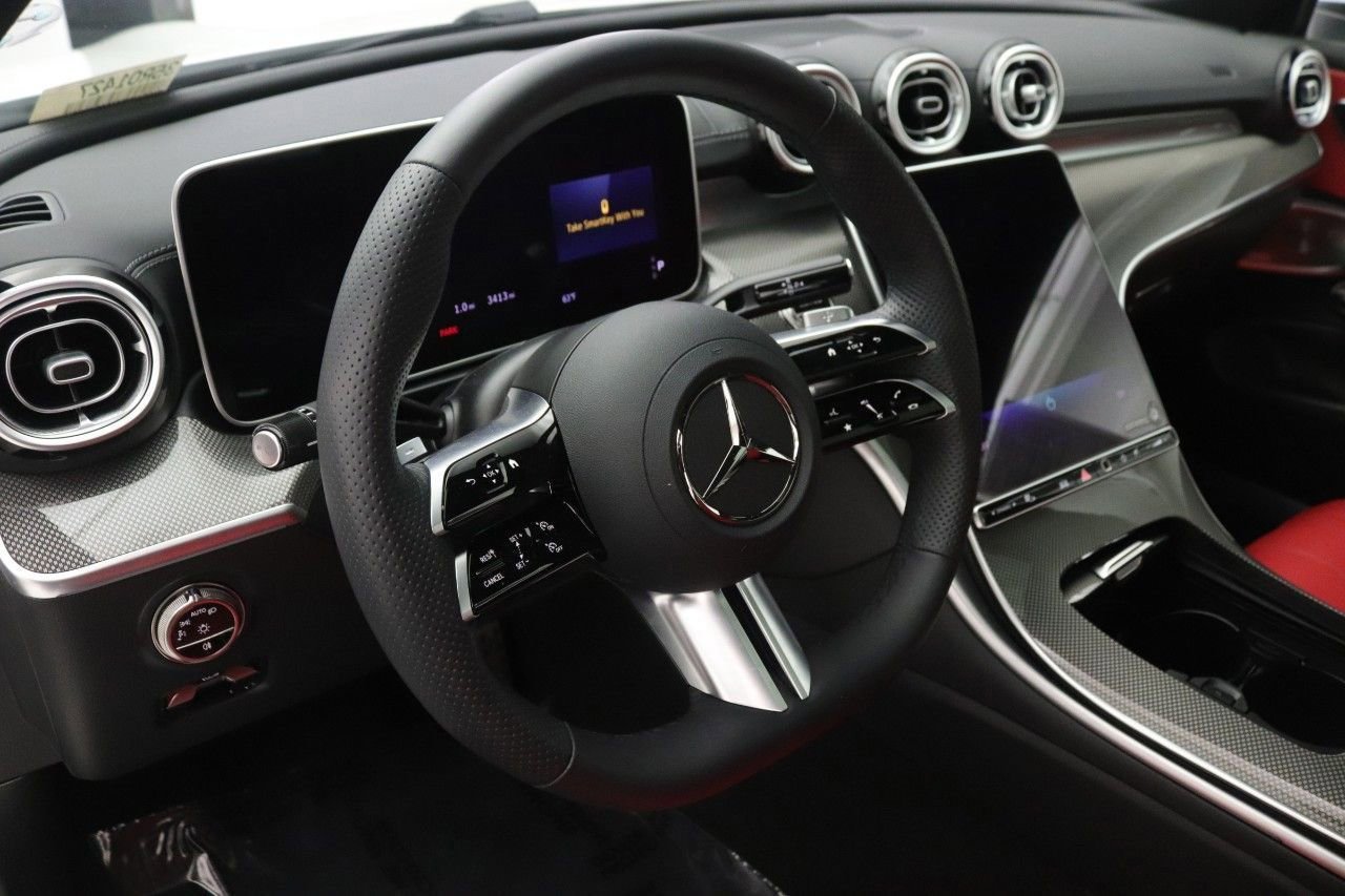 Certified 2026 Mercedes-Benz CLE 300 4MATIC Coupe image 17