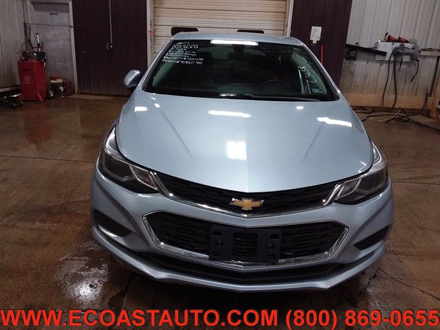 Used 2017 Chevrolet Cruze LT w/ Convenience Package image 7
