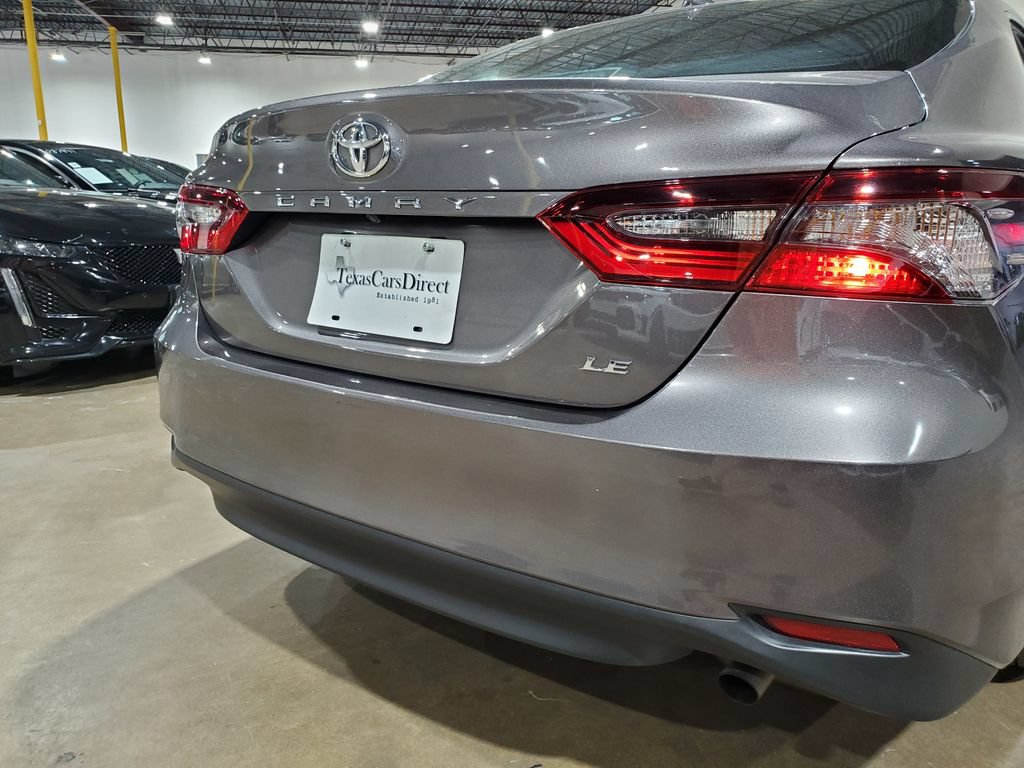 Used 2024 Toyota Camry LE FWD image 38